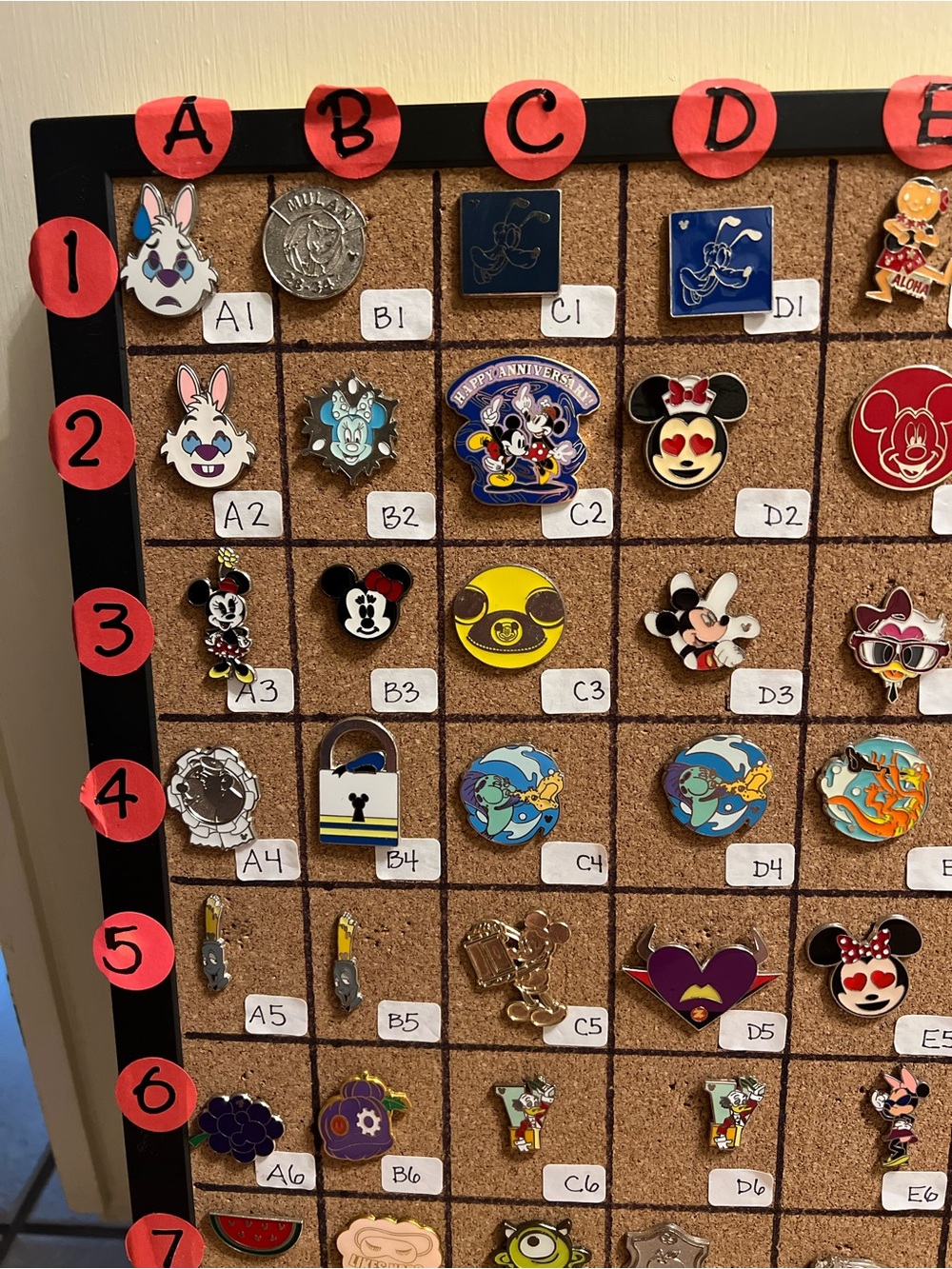 Disney pins - Picture 3 of 13